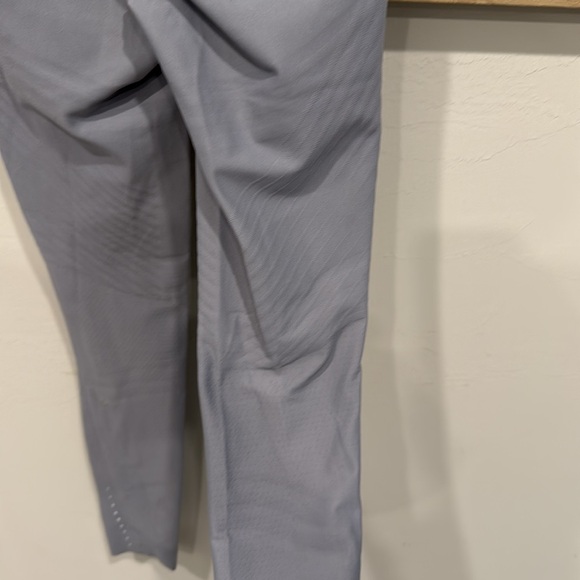 Lululemon SenseKnit Running High-Rise Tight 28" - Picture 9 of 9